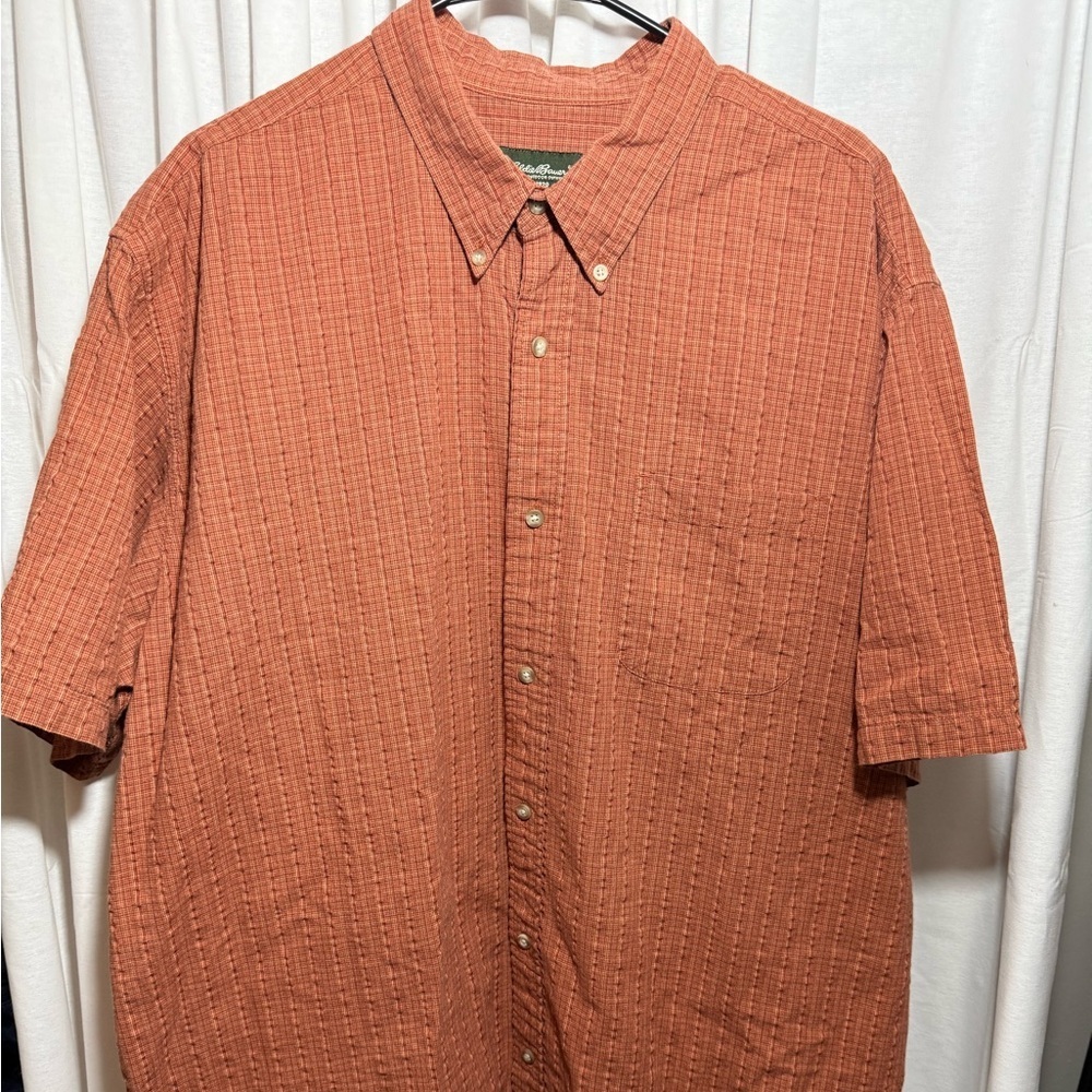 Eddie Bauer Men's Short Sleeve Button Up 2XL in brick color plaid